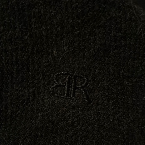 Banana Republic Black Crew Neck Sweater Minimalist Design - Picture 12 of 12